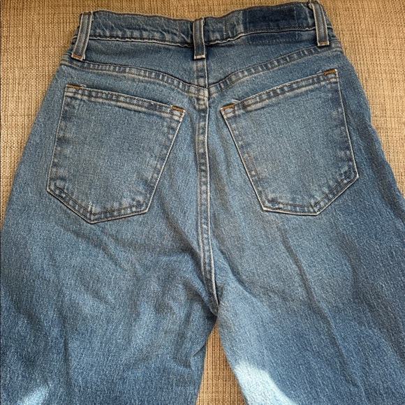 Abercrombie & Fitch The 90’s Straight Leg Jeans - Picture 4 of 5